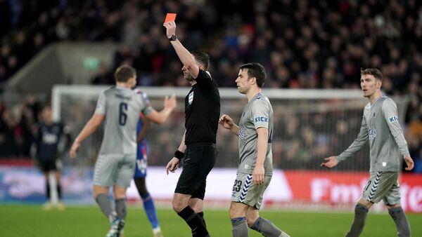 Everton to appeal against controversial red card shown to Dominic Calvert-Lewin
